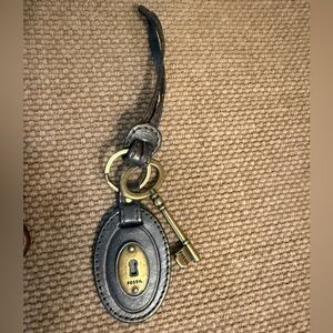 Fossil Brass Leather Key Holder~bag charm~hang tag~key chain~key charm~vintage